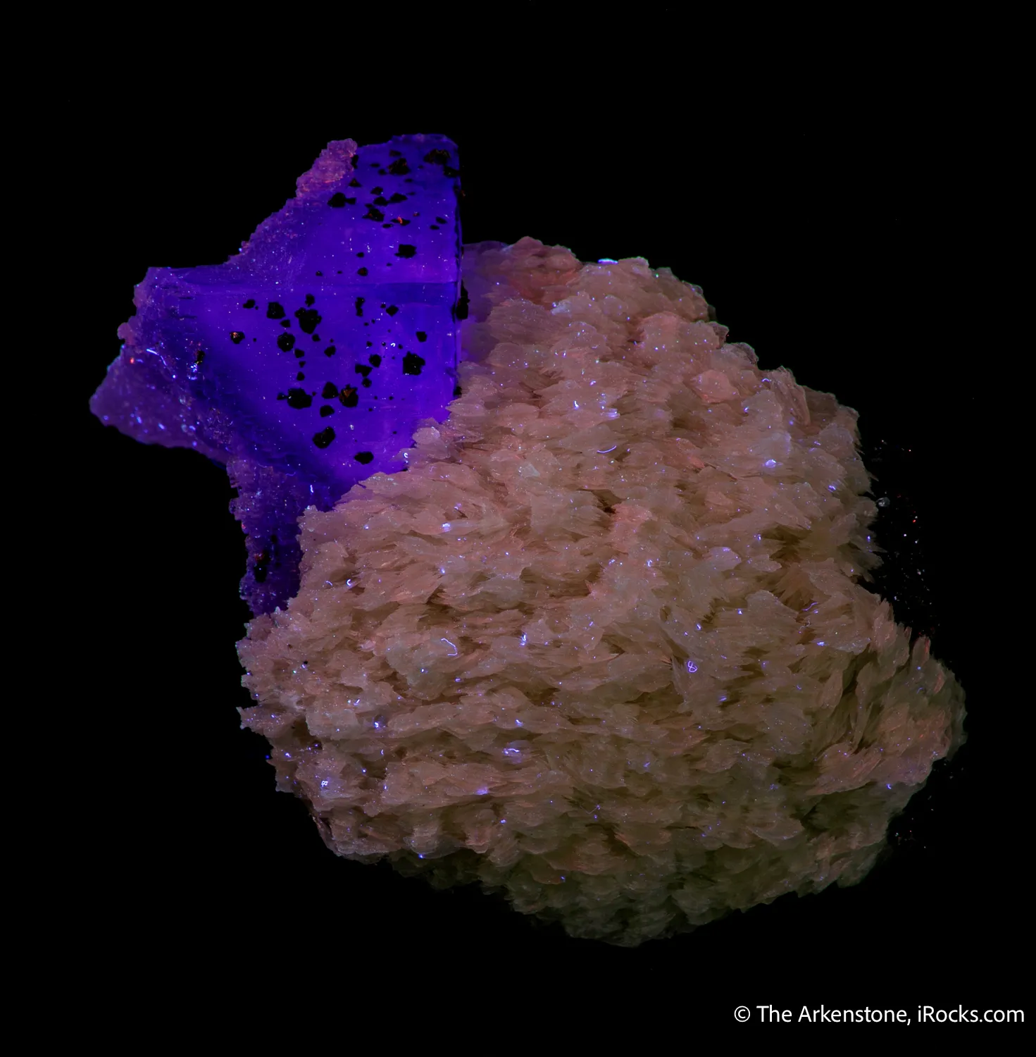 Fluorite (etched corner) on Baryte with Sphalerite - image 4