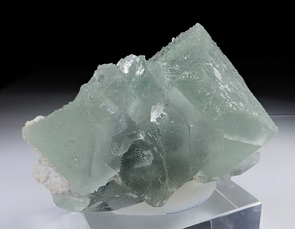 Fluorite - image 3