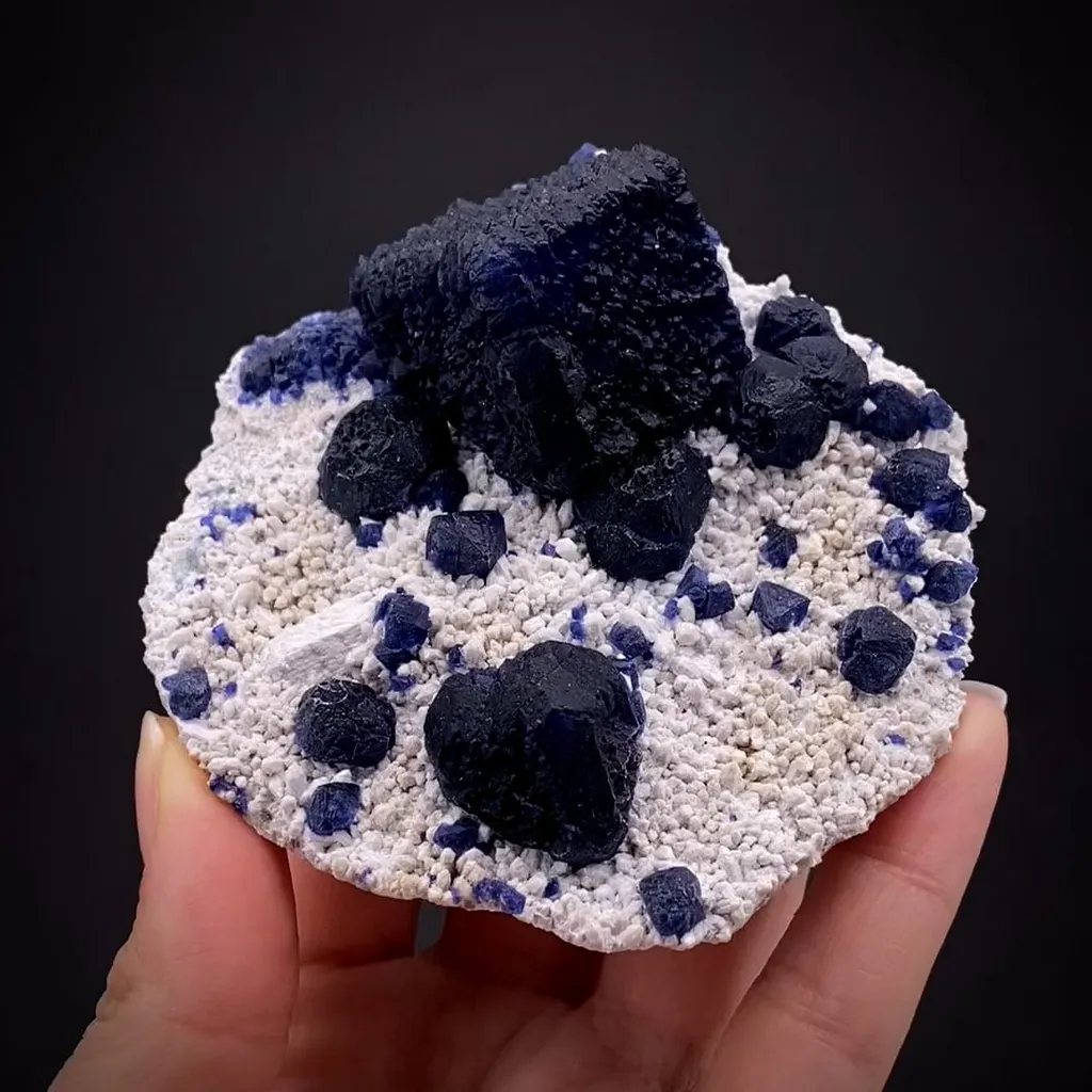 Fluorite - image 2