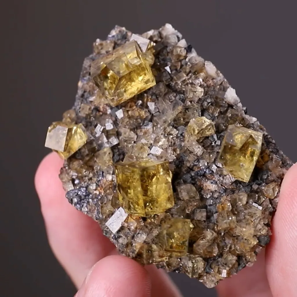 Fluorite - image 2