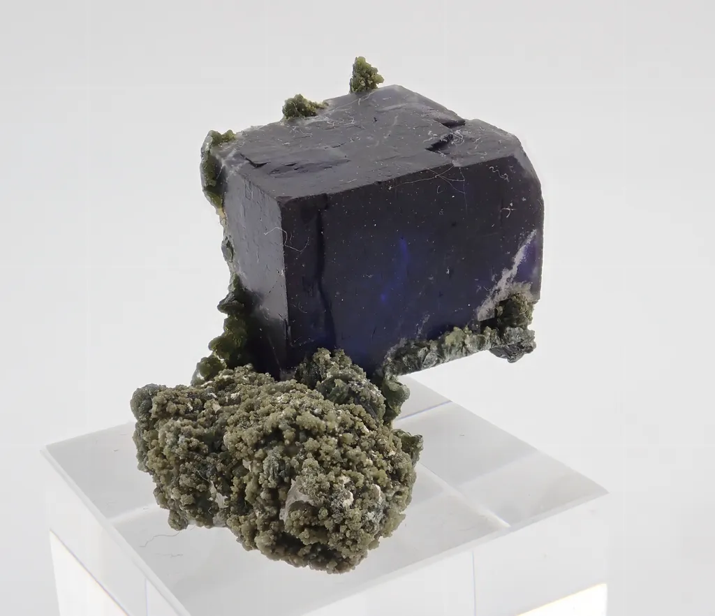 Fluorite - image 4