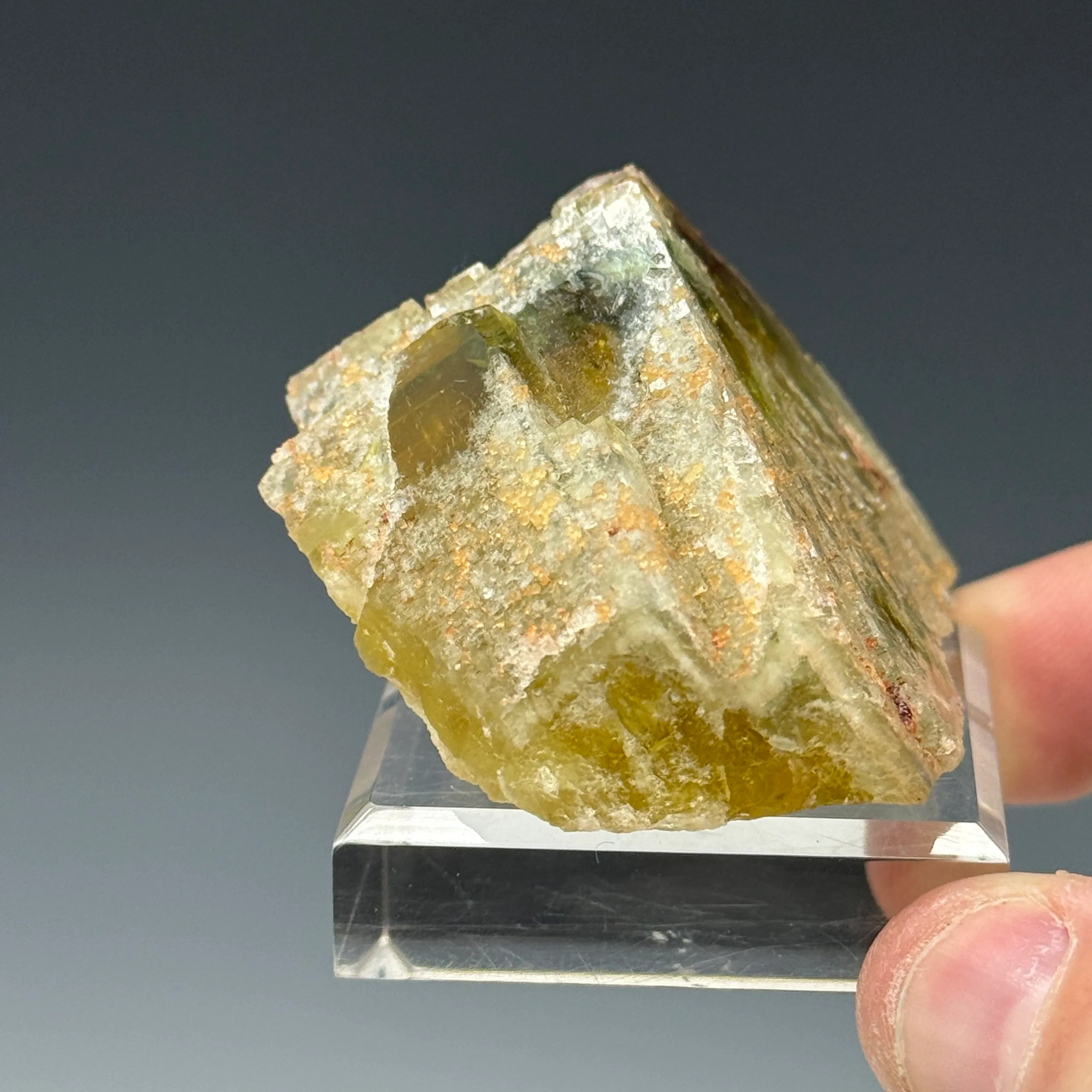 Fluorite - image 2