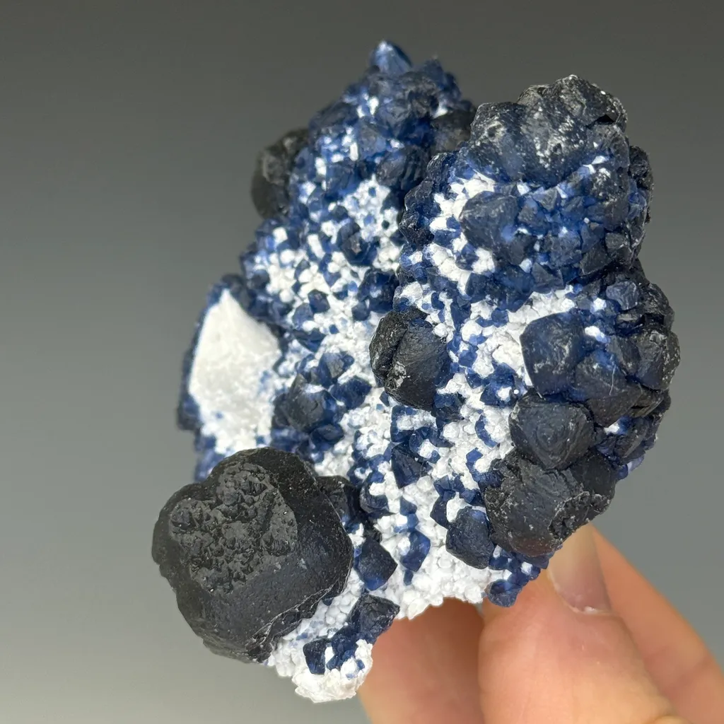Fluorite - image 2