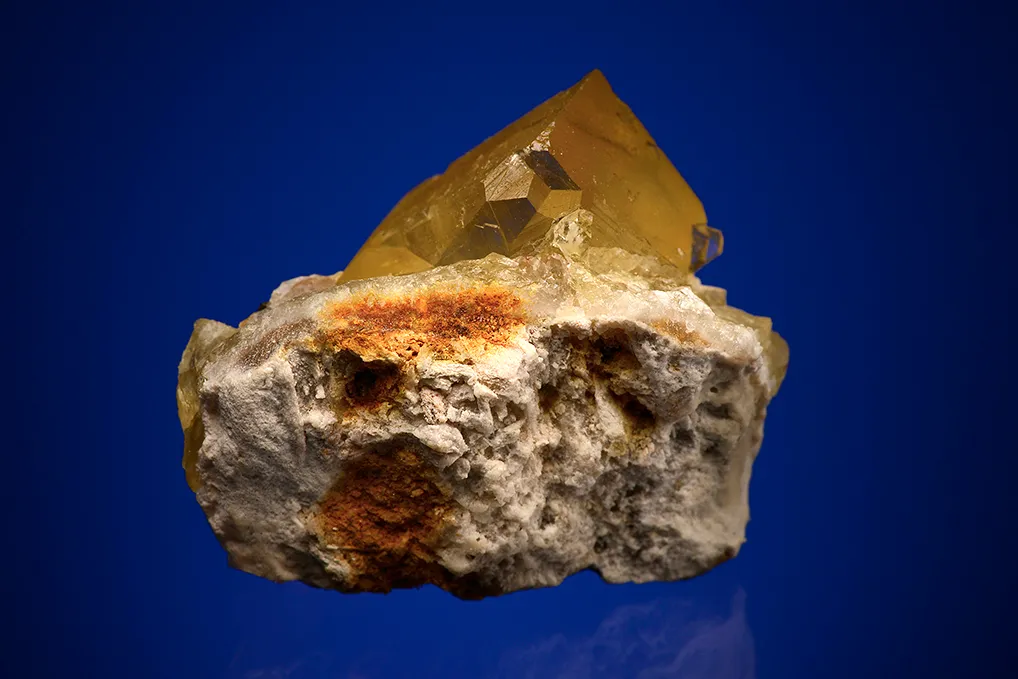Fluorite - image 2