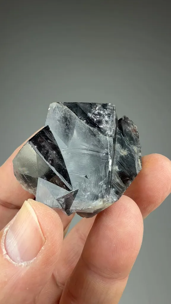 Fluorite - image 2
