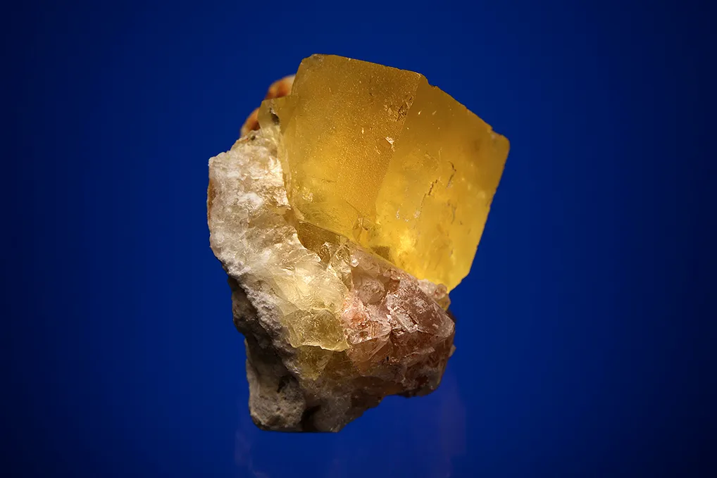 Fluorite - image 3