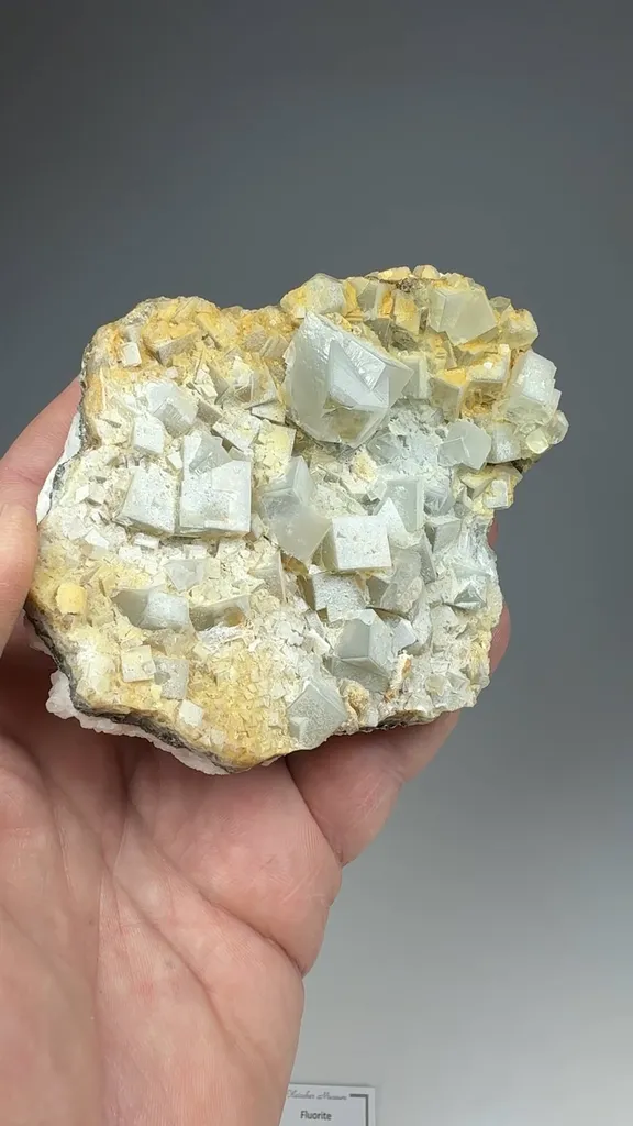Fluorite - image 2