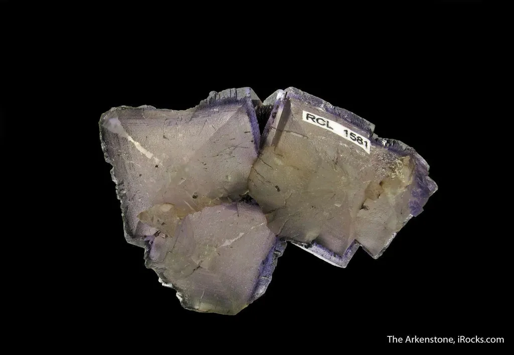 Fluorite (fluorescent) - image 3