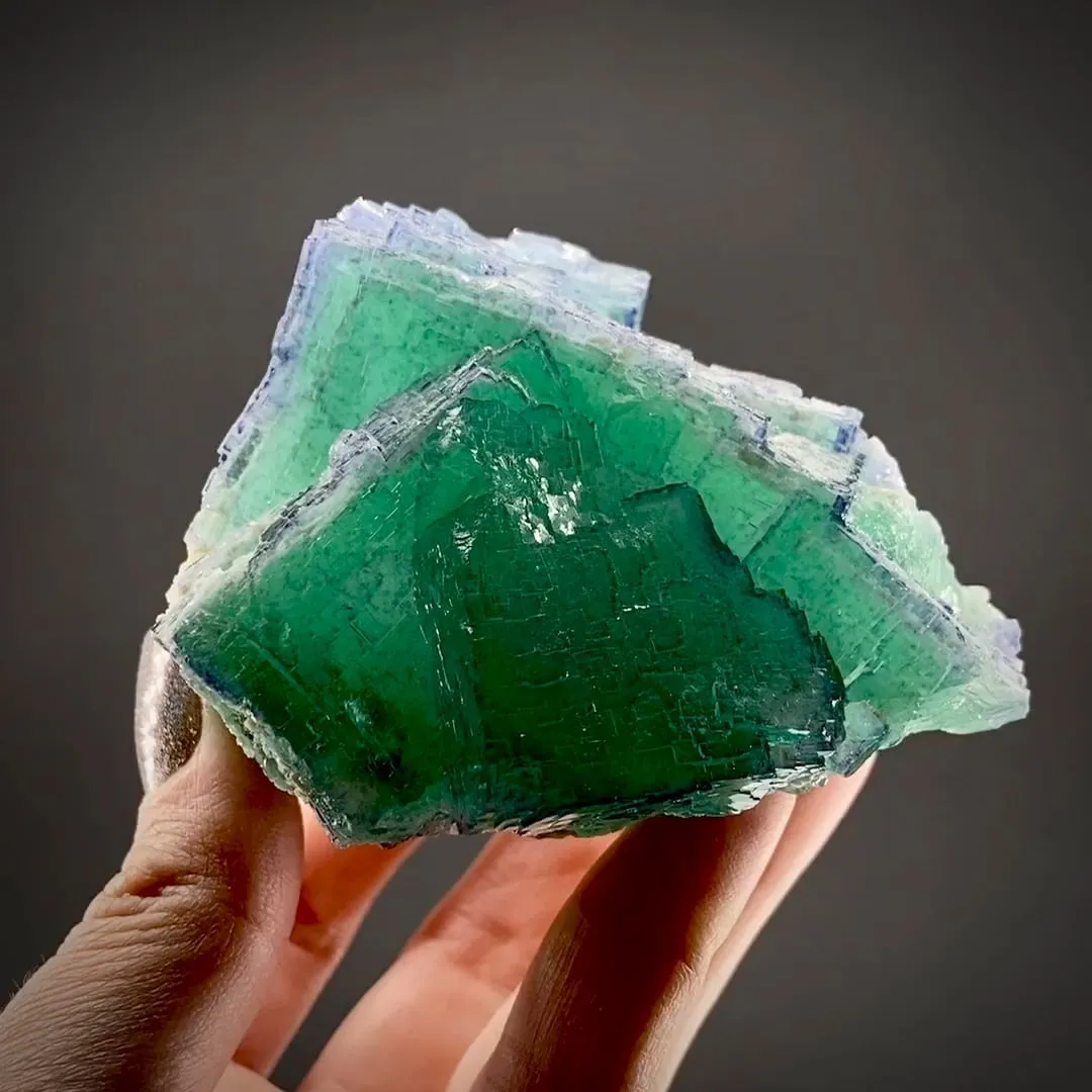 Fluorite (fluorescent) - image 2