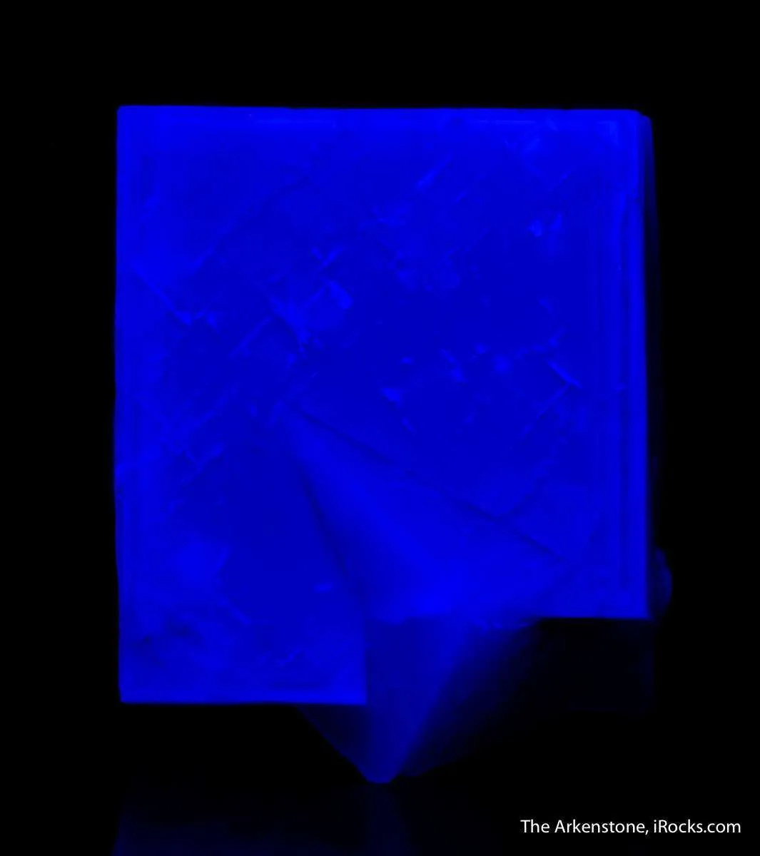 Fluorite (fluorescent) - image 4