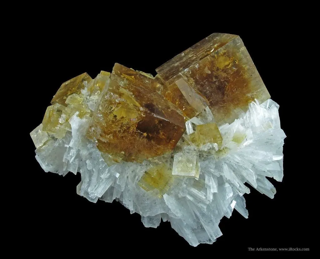 Fluorite (Fluorescent) and Celestine image