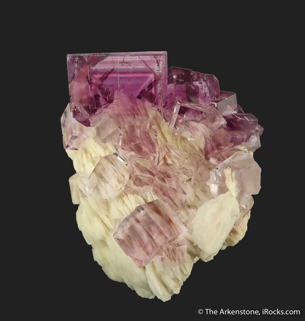 Fluorite (fluorescent) on Baryte - image 4