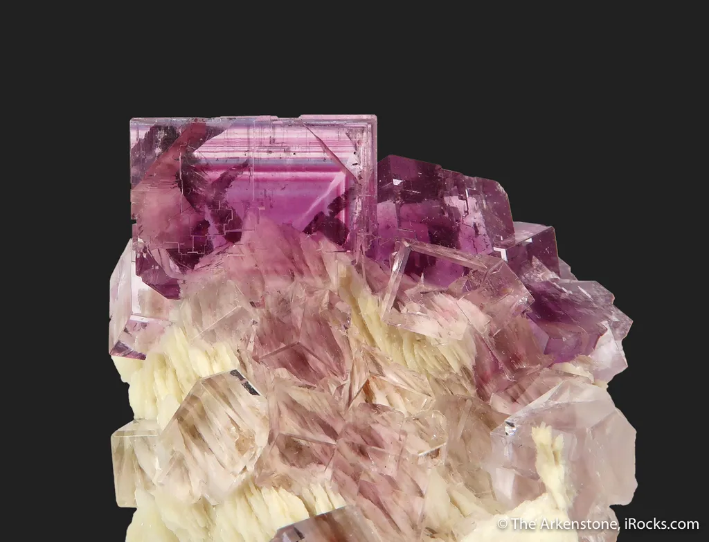 Fluorite (fluorescent) on Baryte - image 2