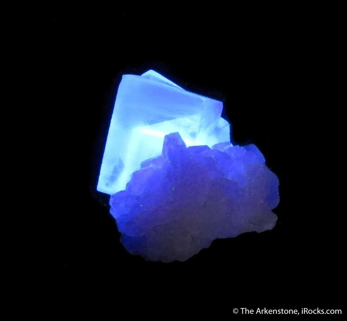 Fluorite (fluorescent) with Calcite - image 5