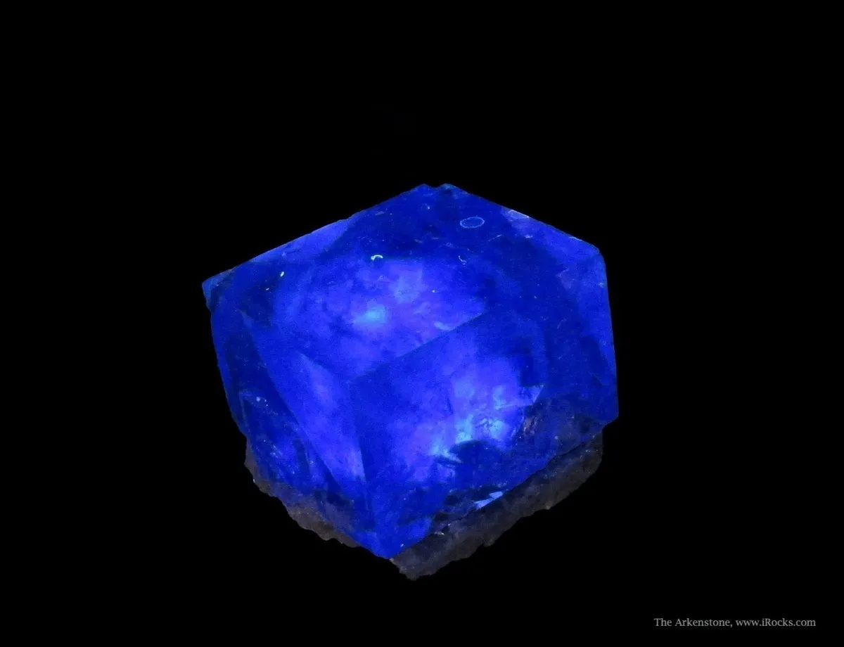 Fluorite (Fluorescent) With Muscovite - image 5