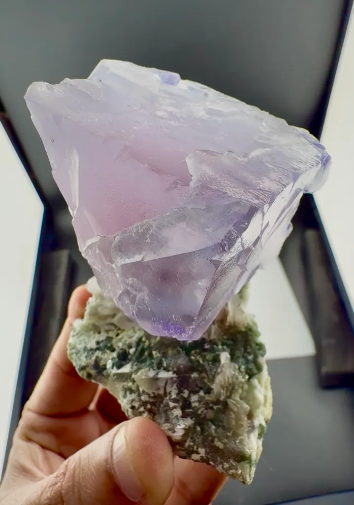 Fluorite from Afghanistan, Laghman - image 4
