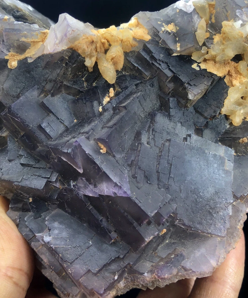 Fluorite from Balochistan, Pakistan - image 4