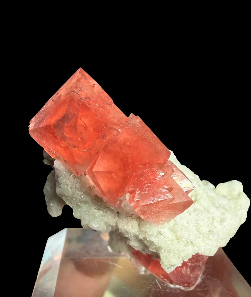 Fluorite from Chamonix, Chamonix-Mont-Blanc, Auvergne-Rhône-Alpes, France image