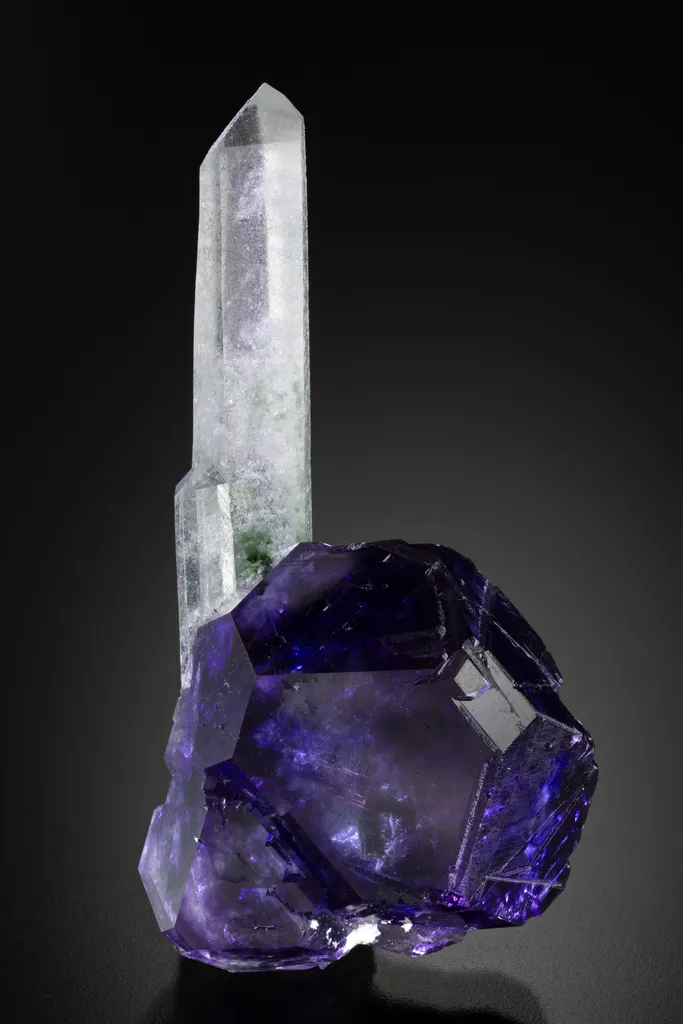 Fluorite from China image