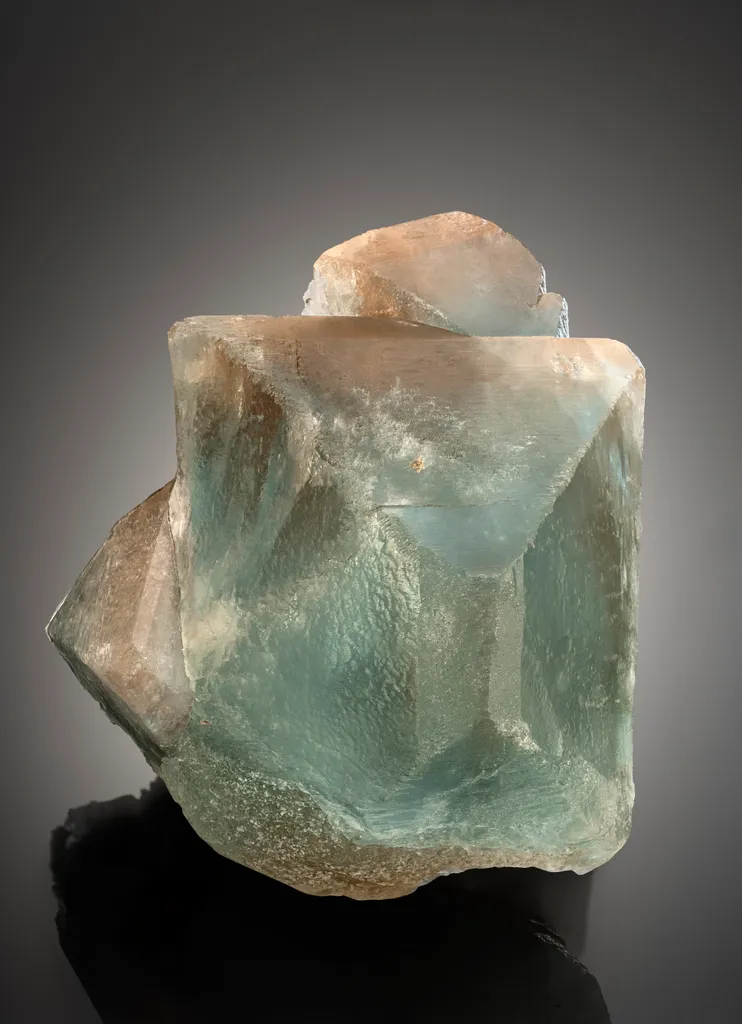 Fluorite from China image