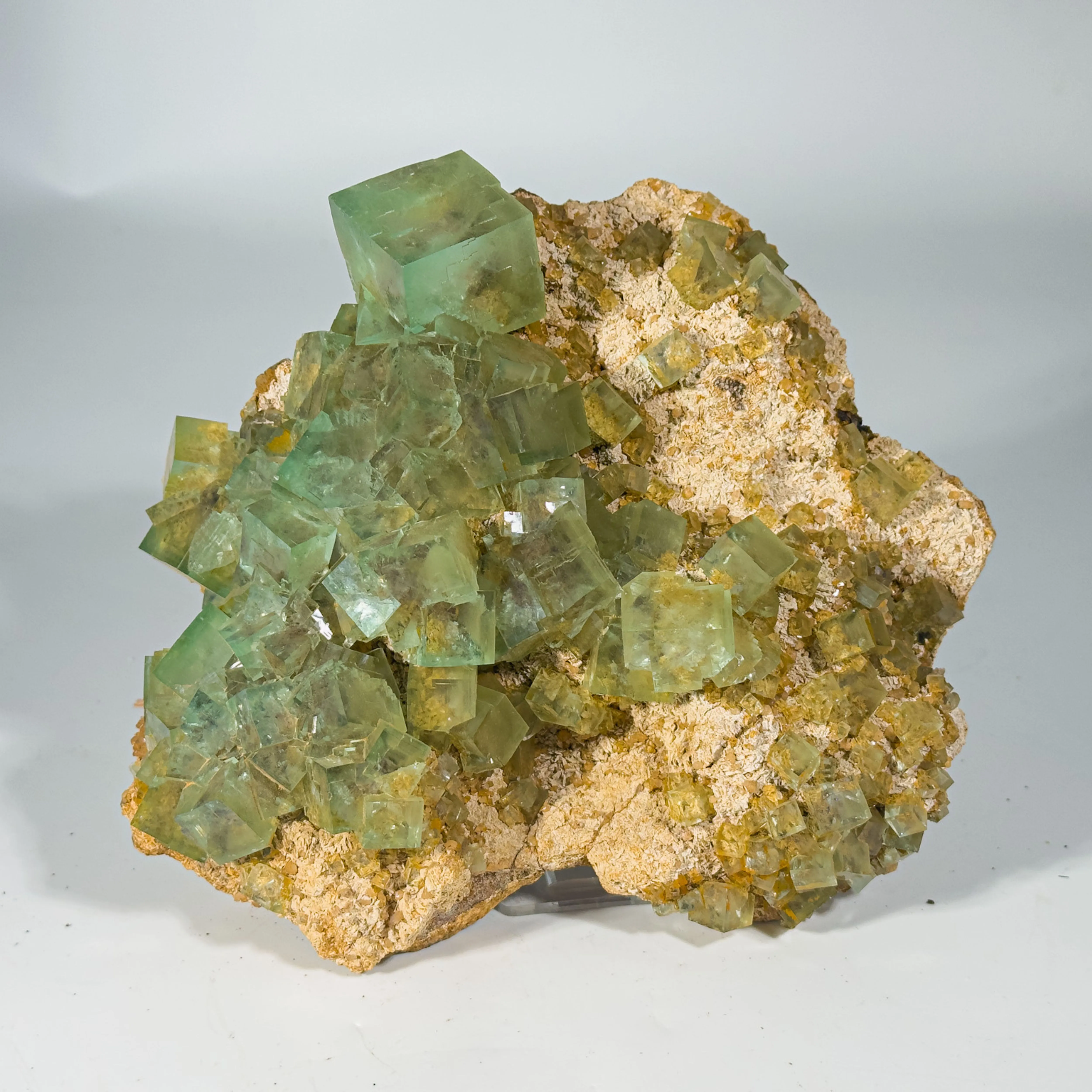 Fluorite from China, Hunan, Chenzhou, Linwu Co., Xianghualing Sn-polymetallic ore field, Xianghuapu - image 1