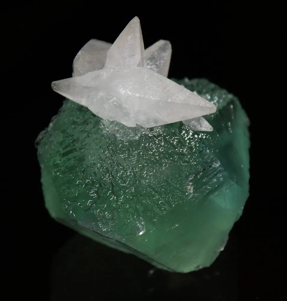 Fluorite from China, Hunan, Chenzhou, Yizhang Co., Dongpo ore field, Manaoshan Mine image