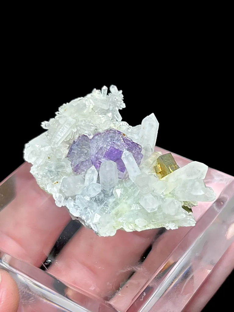 Fluorite from China, Hunan, Hengyang, Leiyang Co., Shangbao Mine image