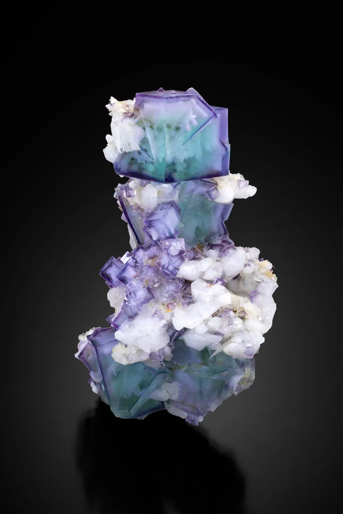 Fluorite from China, Hunan, Yaogangxian Mine image