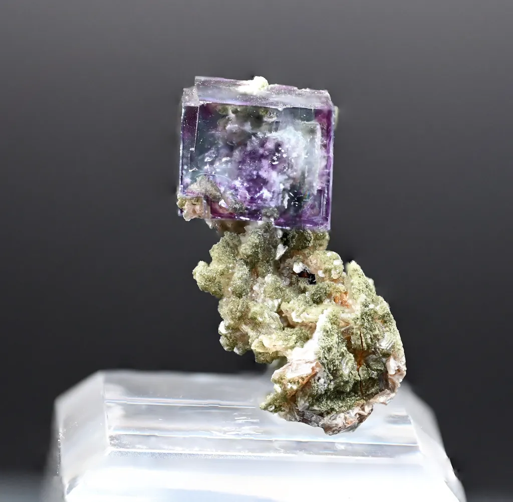 Fluorite from China, Hunan, Yaogangxian Mine image