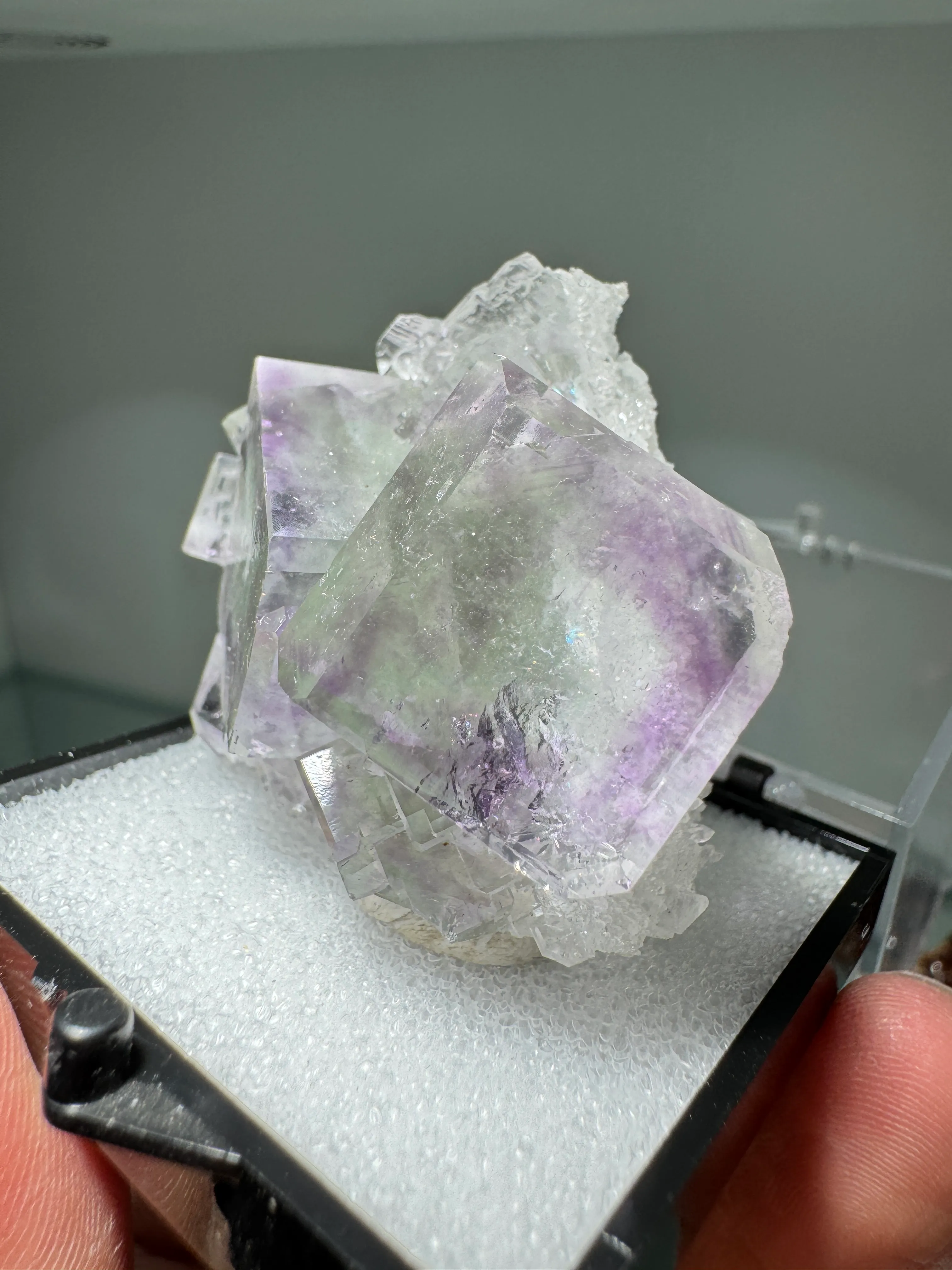 Fluorite from China, Zhejiang, Jinhua, Wuyi County - image 3