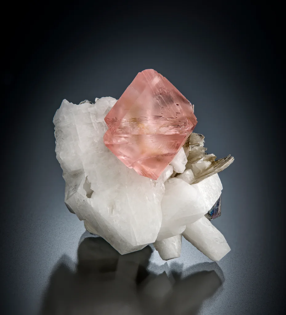 Fluorite from Chumar Bakhoor, Nagar District, Gilgit-Baltistan, Pakistan image