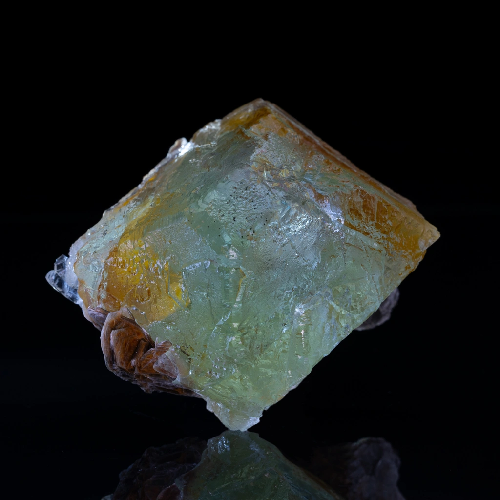Fluorite from Chumar Bakhoor, Nagar District, Gilgit-Baltistan, Pakistan - image 4