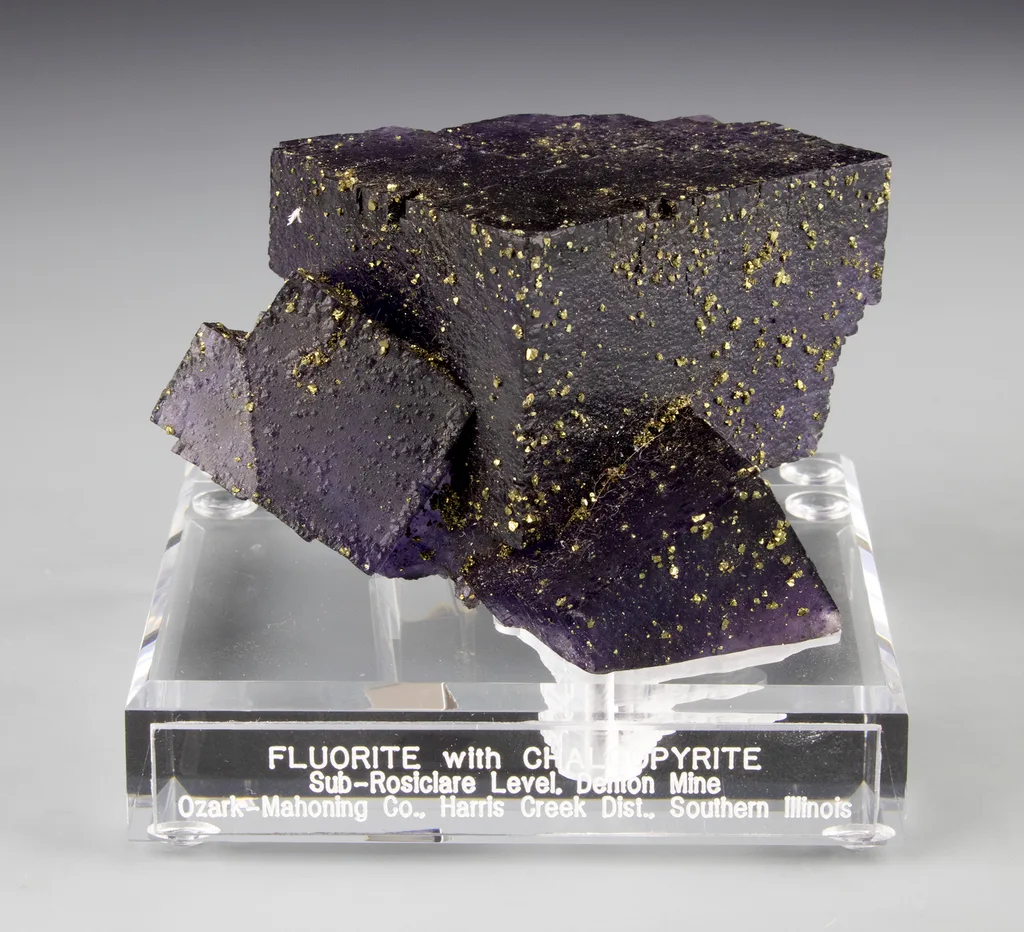 Fluorite from Denton Mine, Harris Creek Mining Sub-District, Hardin County, Illinois, USA image