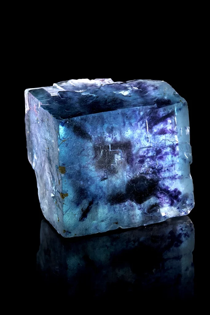 Fluorite from Fenghuang Co., Xiangxi, China image