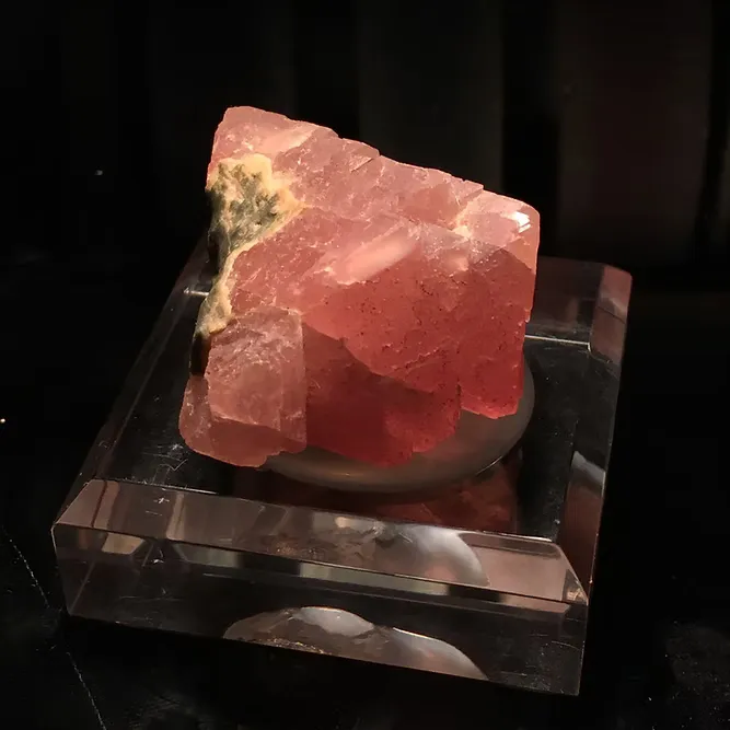 Fluorite from France, Auvergne-Rhône-Alpes, Chamonix-Mont-Blanc, Chamonix, Argentière Glacier image