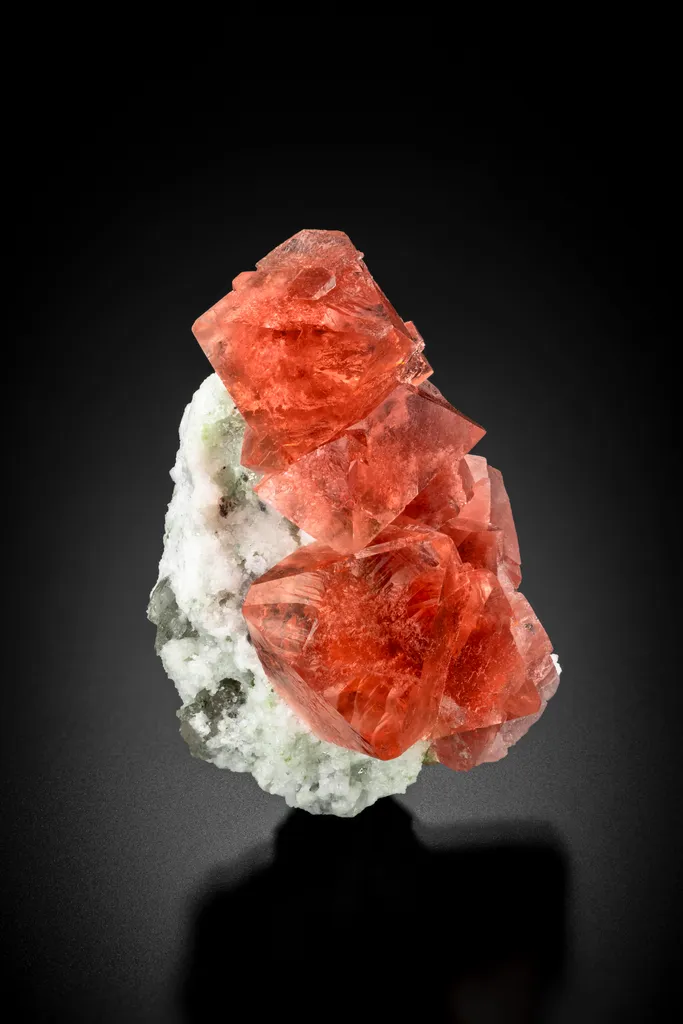 Fluorite from France, Auvergne-Rhône-Alpes, Chamonix-Mont-Blanc, Chamonix - image 2