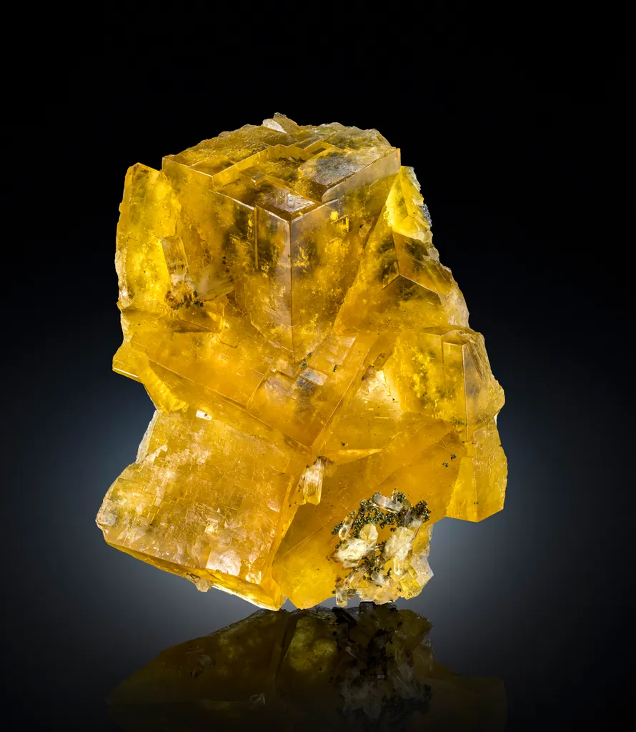 Fluorite from Germany, Saxony, Erzgebirgskreis, Annaberg-Buchholz, Frohnau, Bergmännisch Glück Mine image