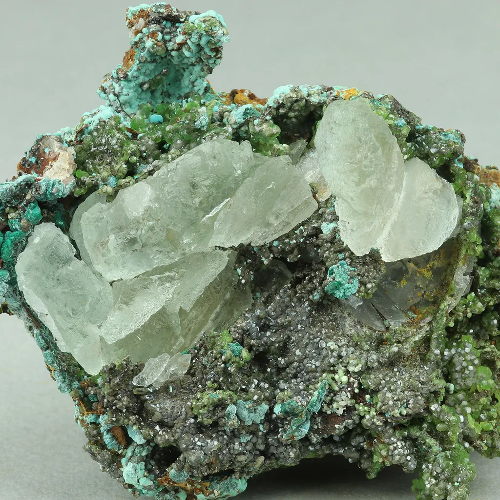 Fluorite from Greece, Attica, Lavrion Mining District, Sounion mine no. 6, Lavrion - image 3