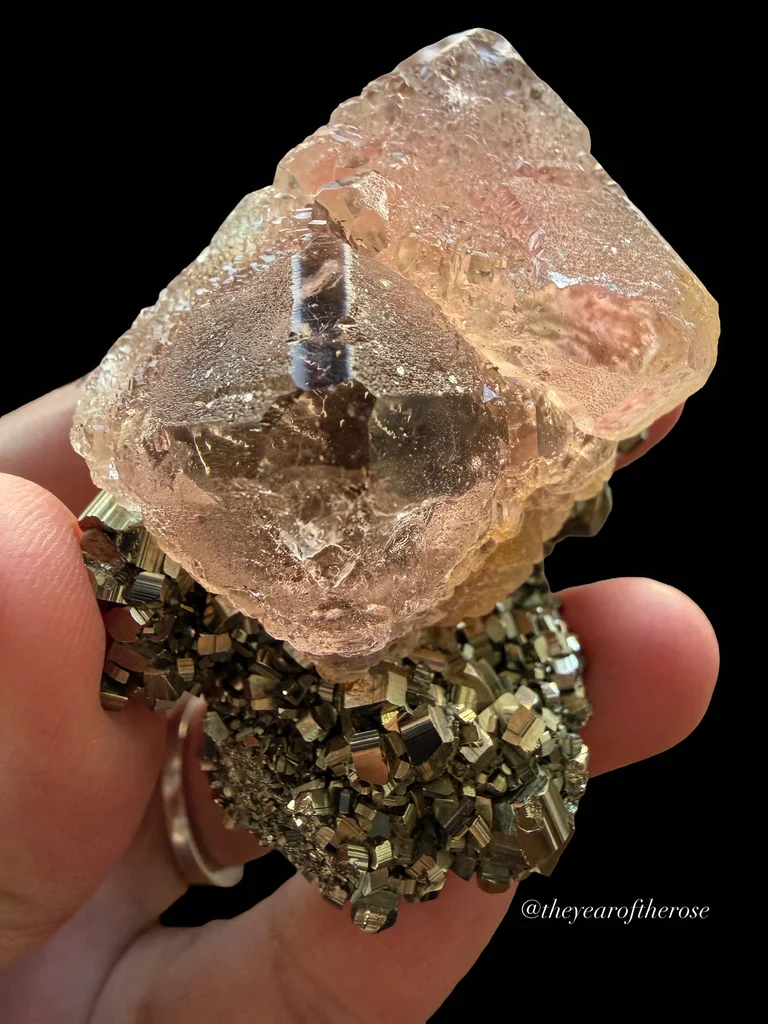 Fluorite from Huanzala Mine, Huanzala, Ancash, Peru image