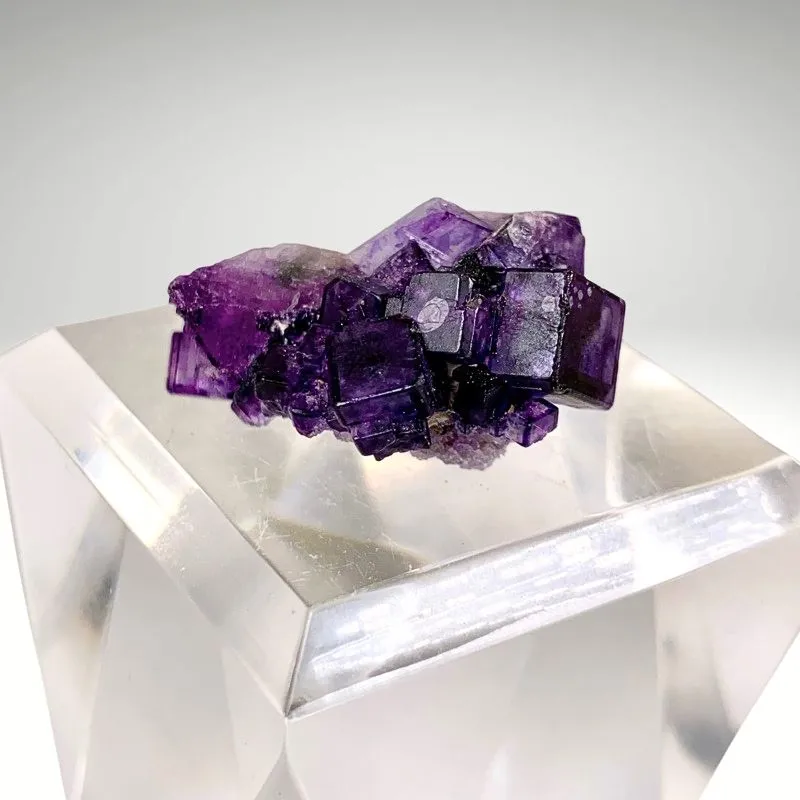 Fluorite from Ireland, Connacht, Connemara, Costelloe, Shannapheasteen, Larkin's Quarry