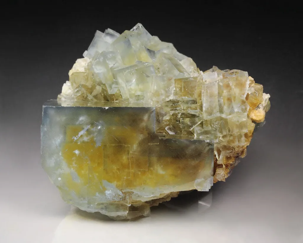 Fluorite from La Barre Mine, Auvergne-Rhône-Alpes, France - image 2