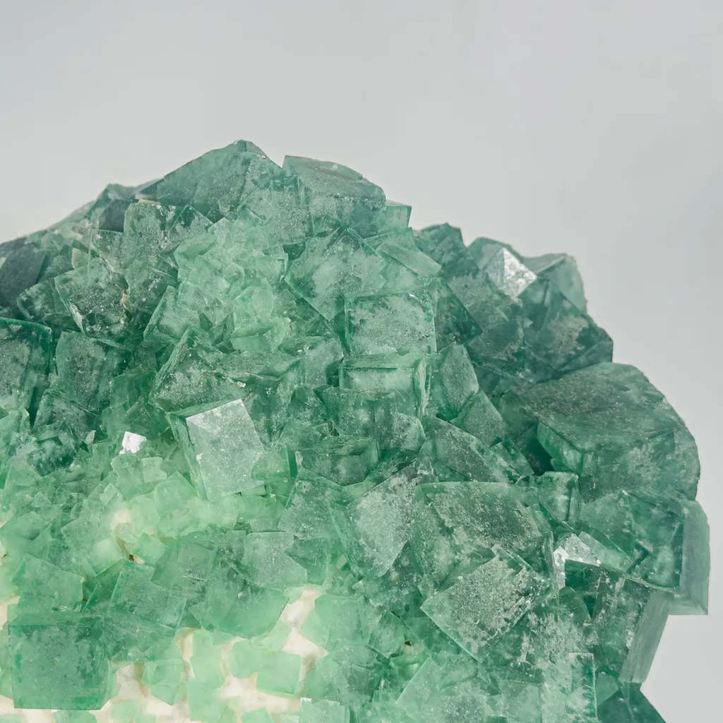 Fluorite from Madagascar, Menabe, Malaimbandy - image 3