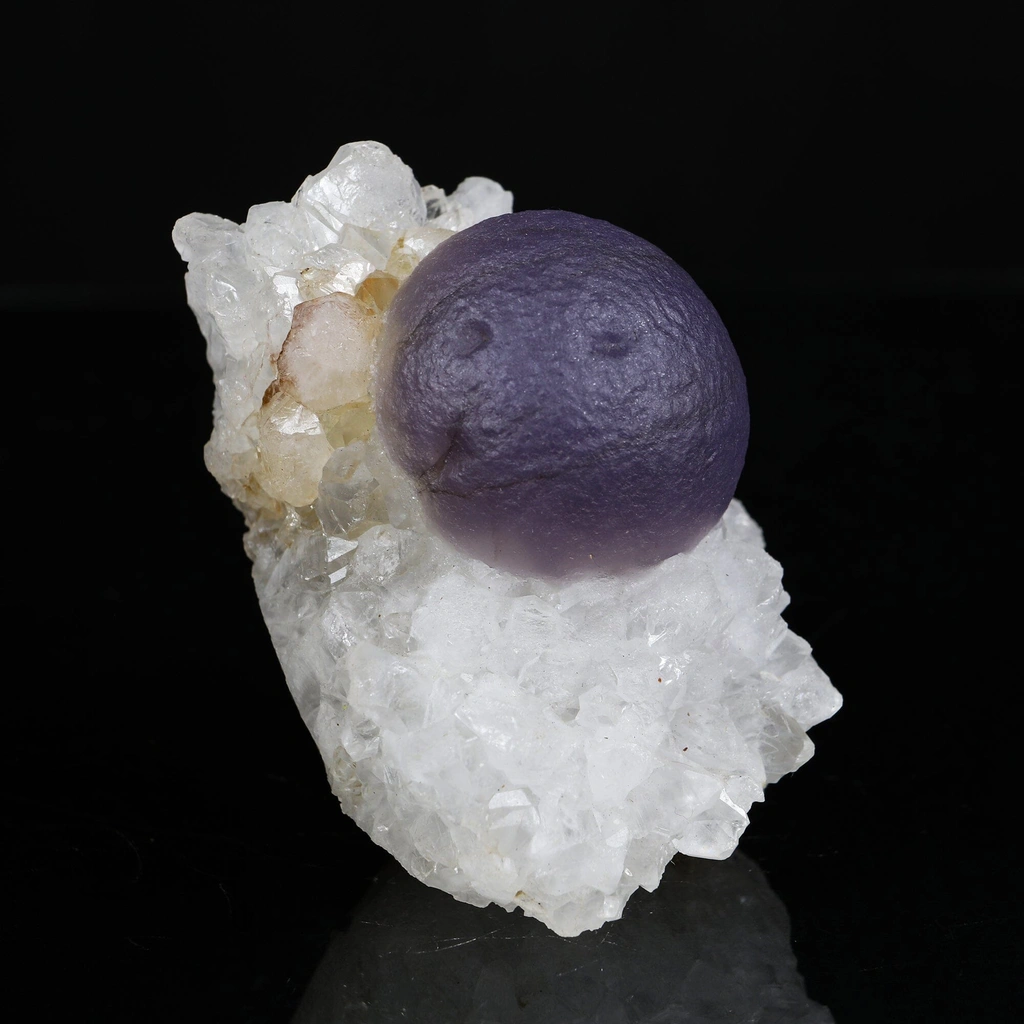 Fluorite from Madhya Pradesh, India - image 3