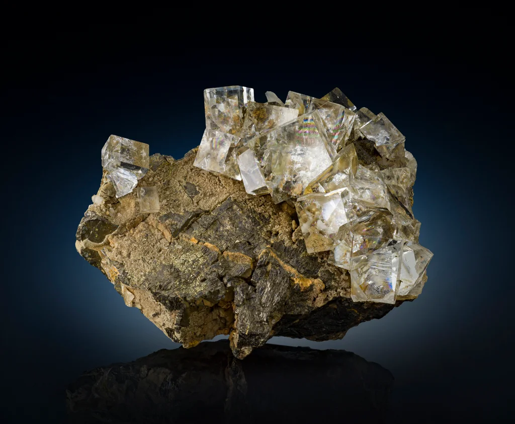 Fluorite from Nikolaevskiy Mine, Dalnegorsk, Dalnegorsk Urban District, Primorsky Krai, Russia image