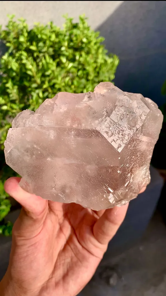 Fluorite from Pakistan - image 3