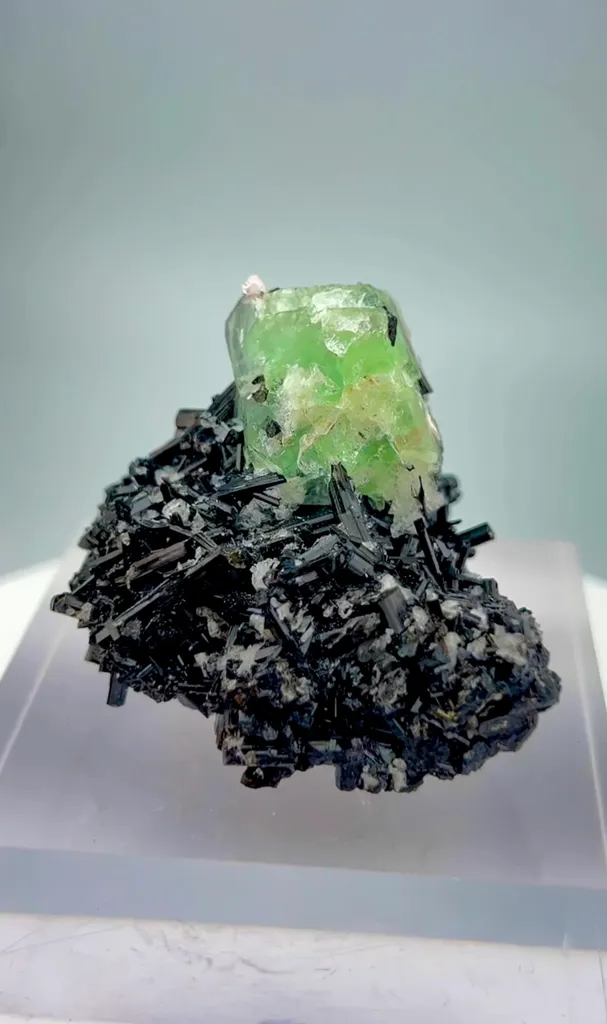Fluorite from Pakistan - image 4