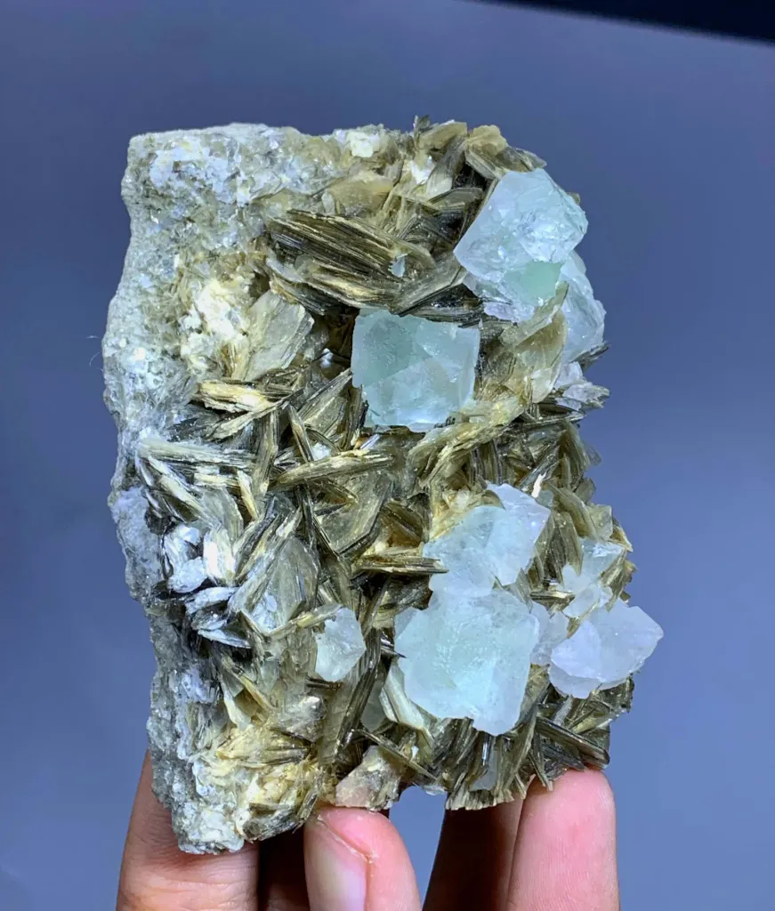 Fluorite from Pakistan - image 6