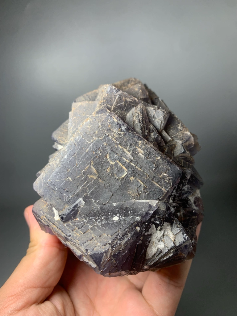 Fluorite from Pakistan - image 4
