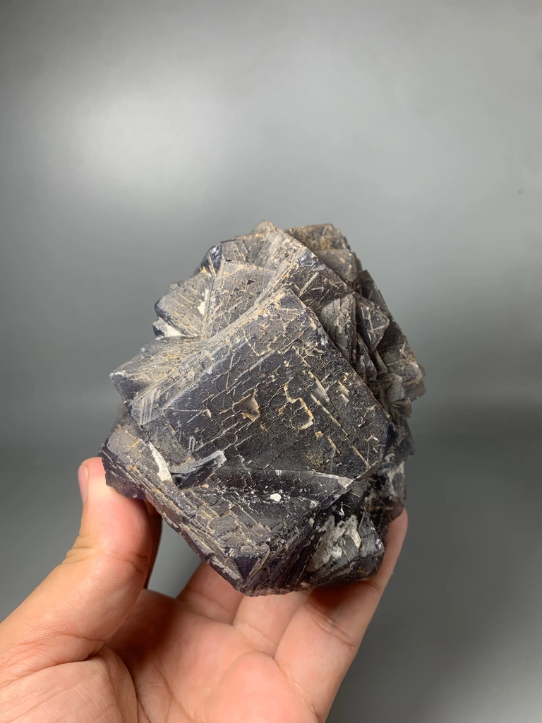 Fluorite from Pakistan - image 3
