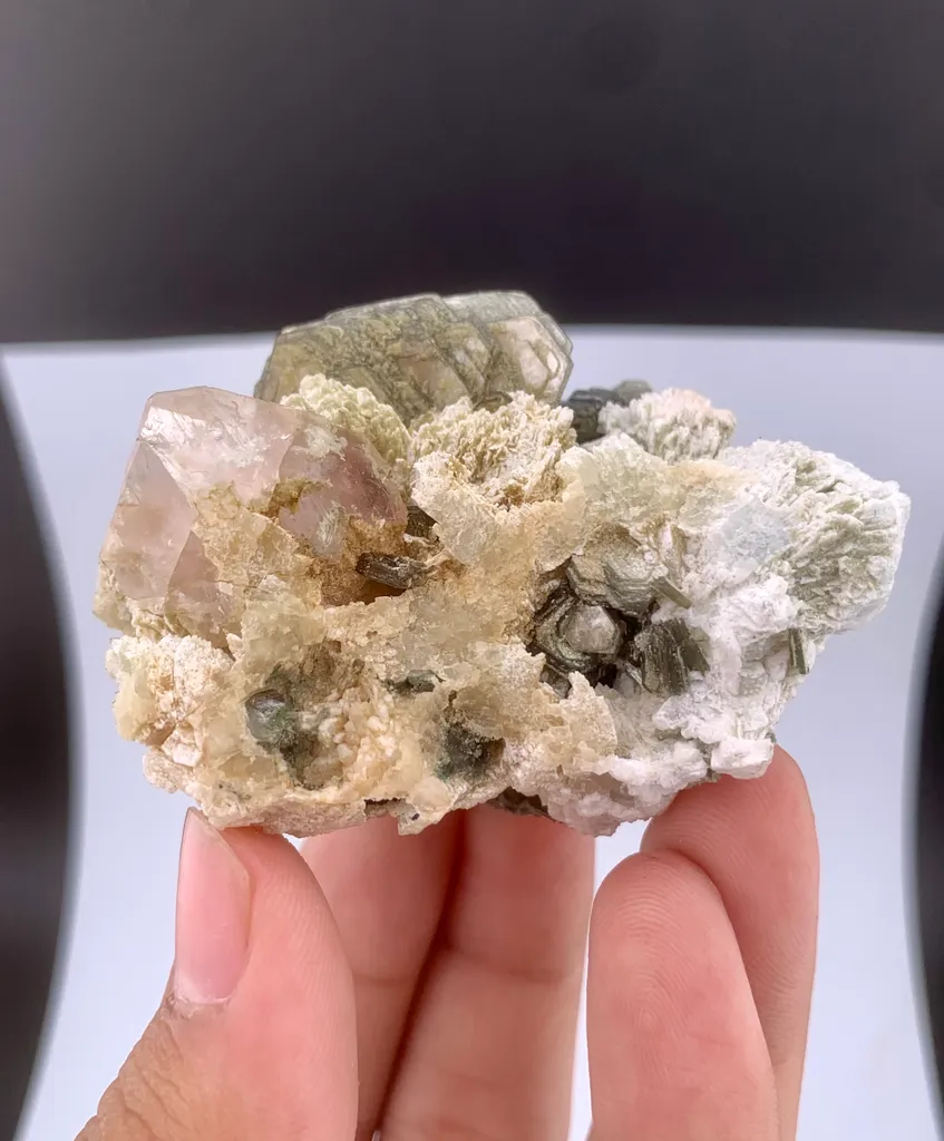 Fluorite from Pakistan - image 3